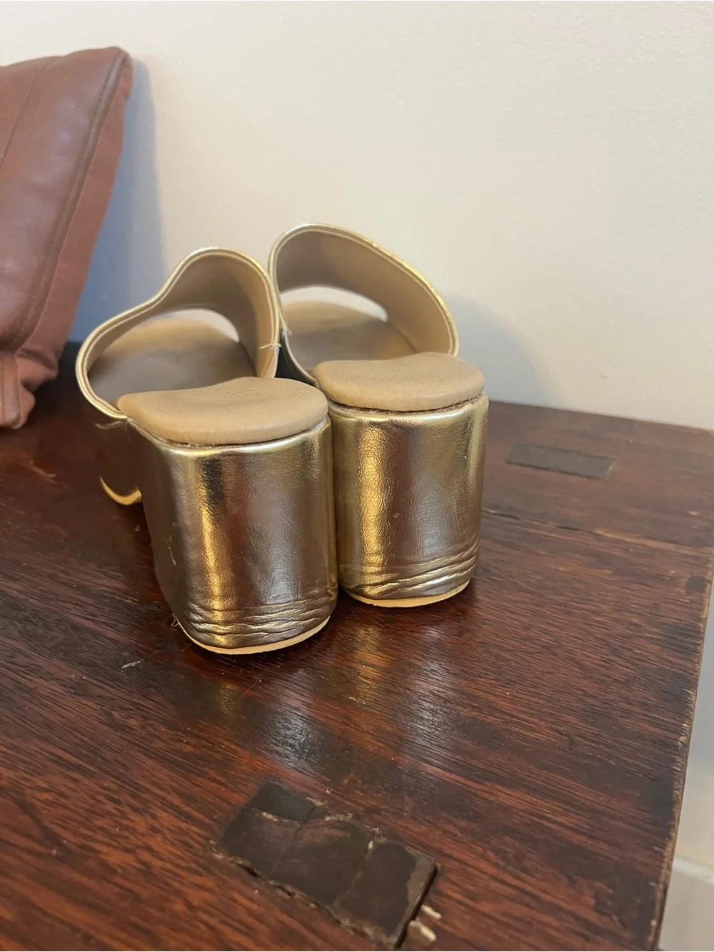 Anthropologie finish height wear